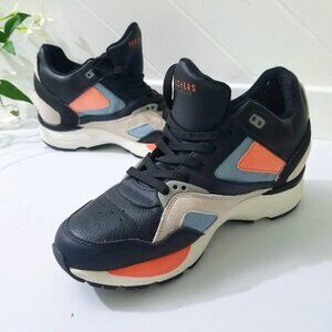 Skechers *HIDDEN HEEL*